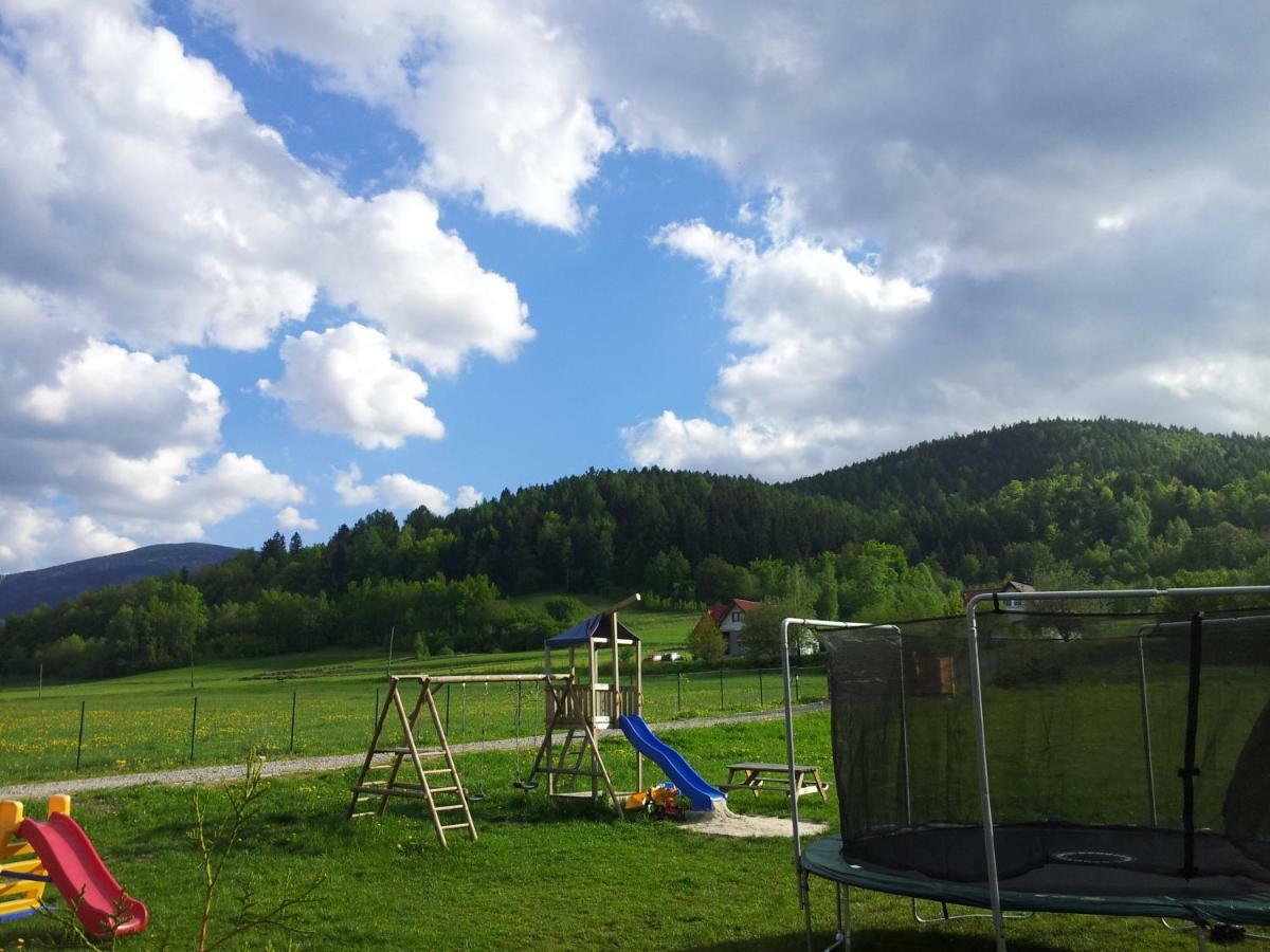 B&B Dom Z Bali Miłków Eksteriør billede